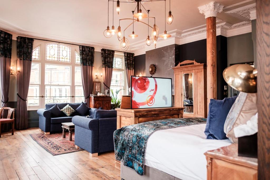 Picture of The Half Moon, Herne Hill Hotel in London