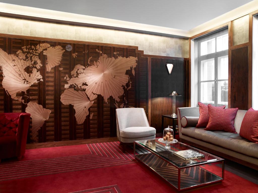 Picture of Claridges Hotel in London